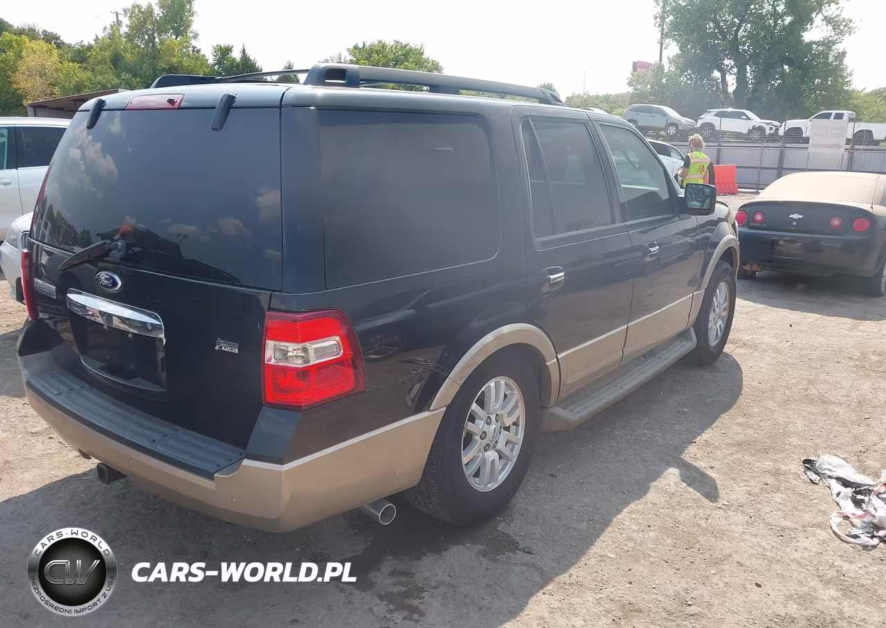 2013 Ford Expedition Xlt VIN:1FMJU1J54DEF08873 - 4