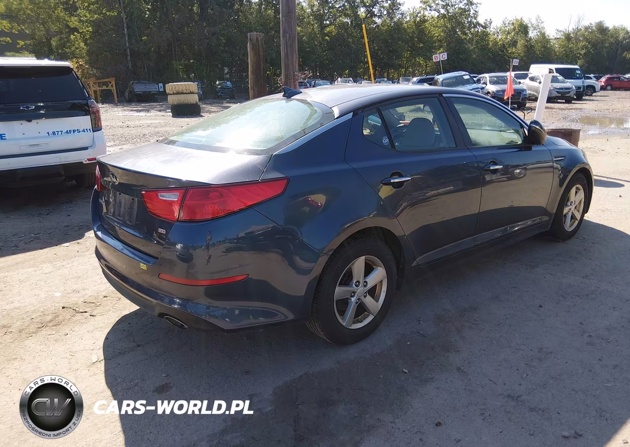 2015 Kia Optima Lx VIN:5XXGM4A76FG490862 - 4