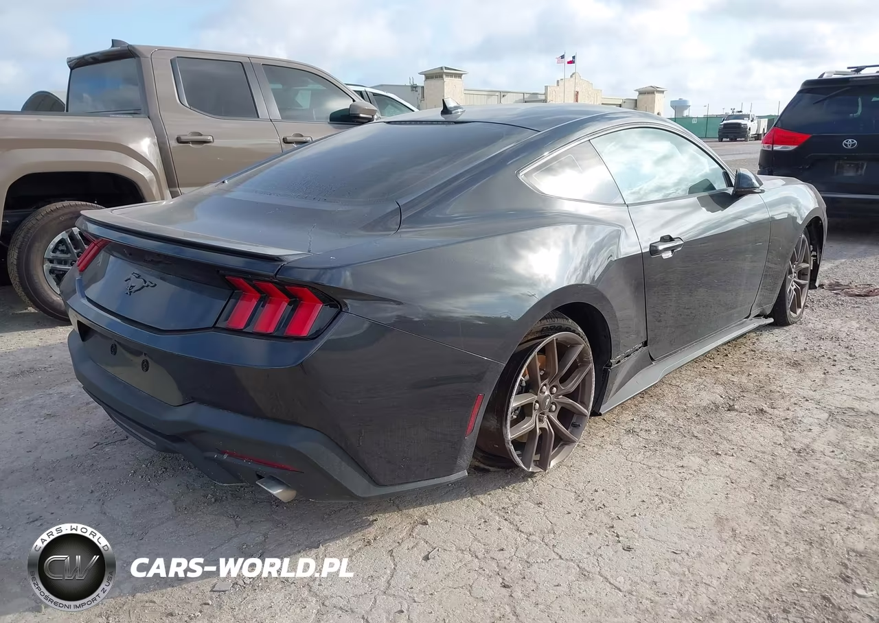 2024 Ford Mustang Ecoboost Premium Fastback VIN:1FA6P8TH4R5110142 - 4