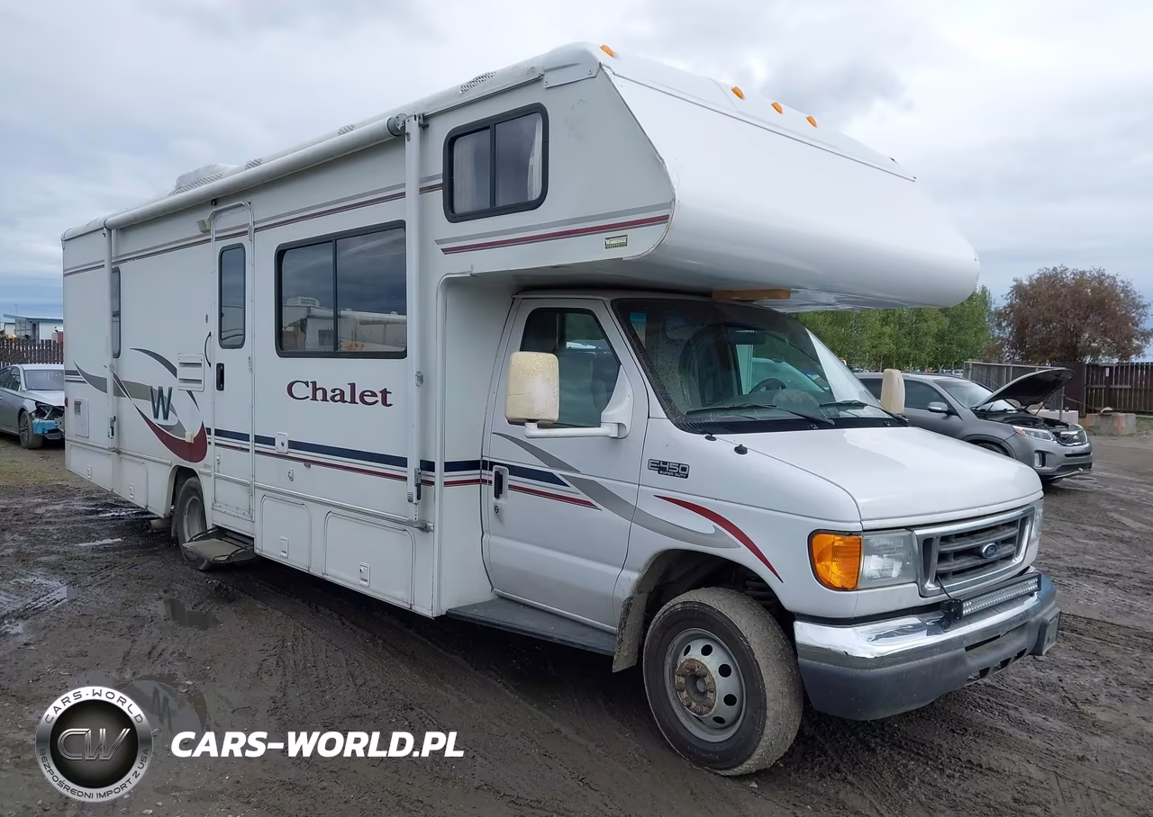 2005 Ford E-450 Cutaway Standard