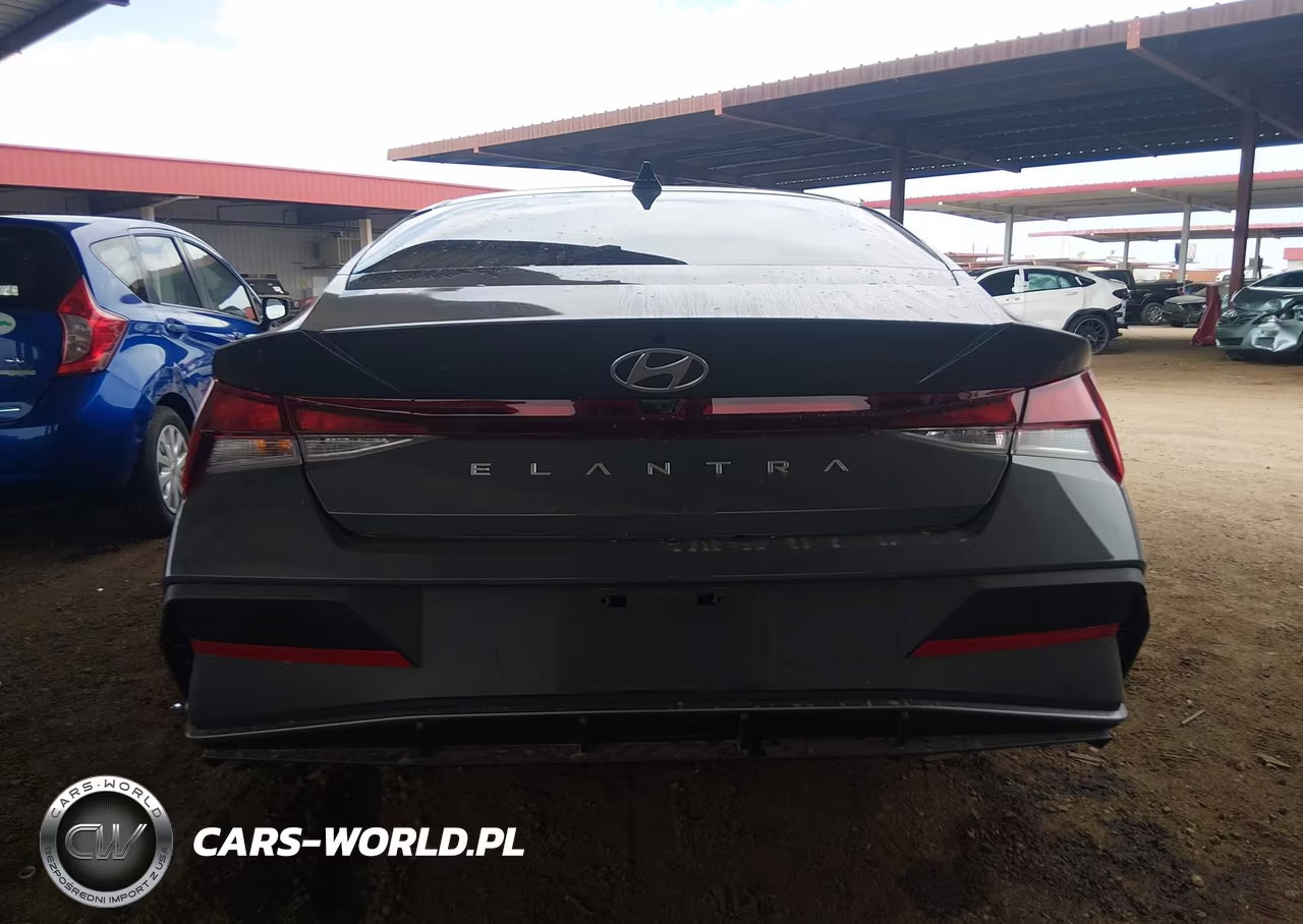 2026 Hyundai Elantra Se VIN:KMHLL4DG2TU116425 - 16