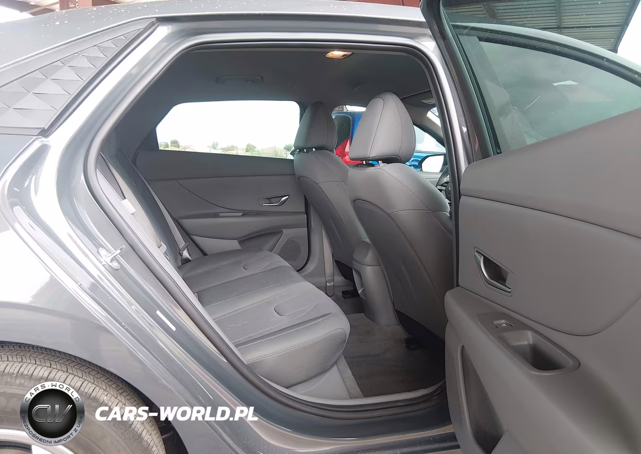 2026 Hyundai Elantra Se VIN:KMHLL4DG2TU116425 - 8