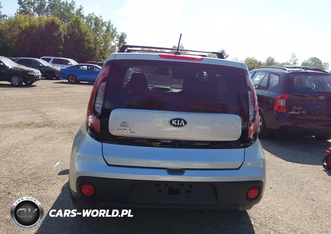 2018 Kia Soul VIN:KNDJN2A23J7582427 - 17