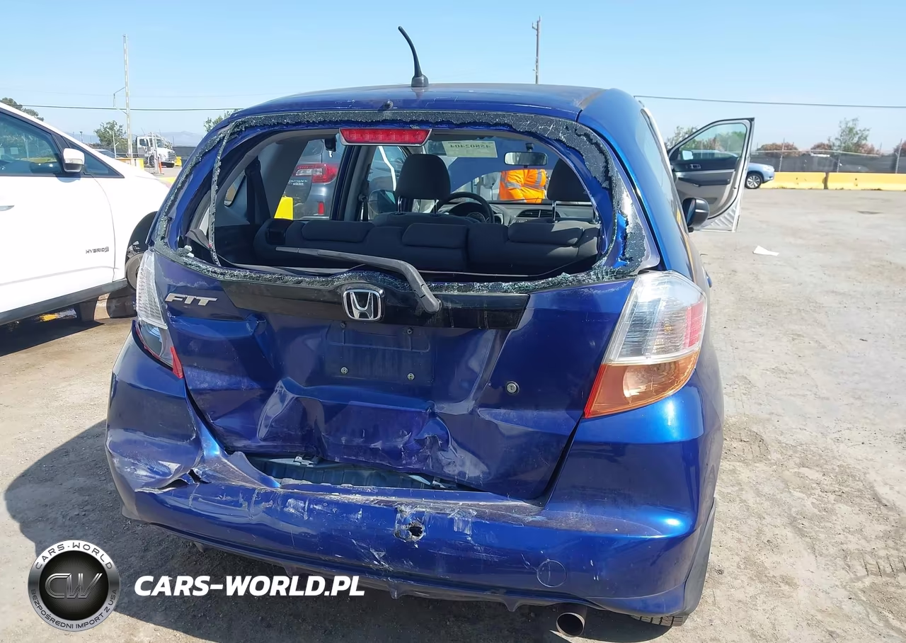 2010 Honda Fit VIN:JHMGE8H22AS012031 - 6
