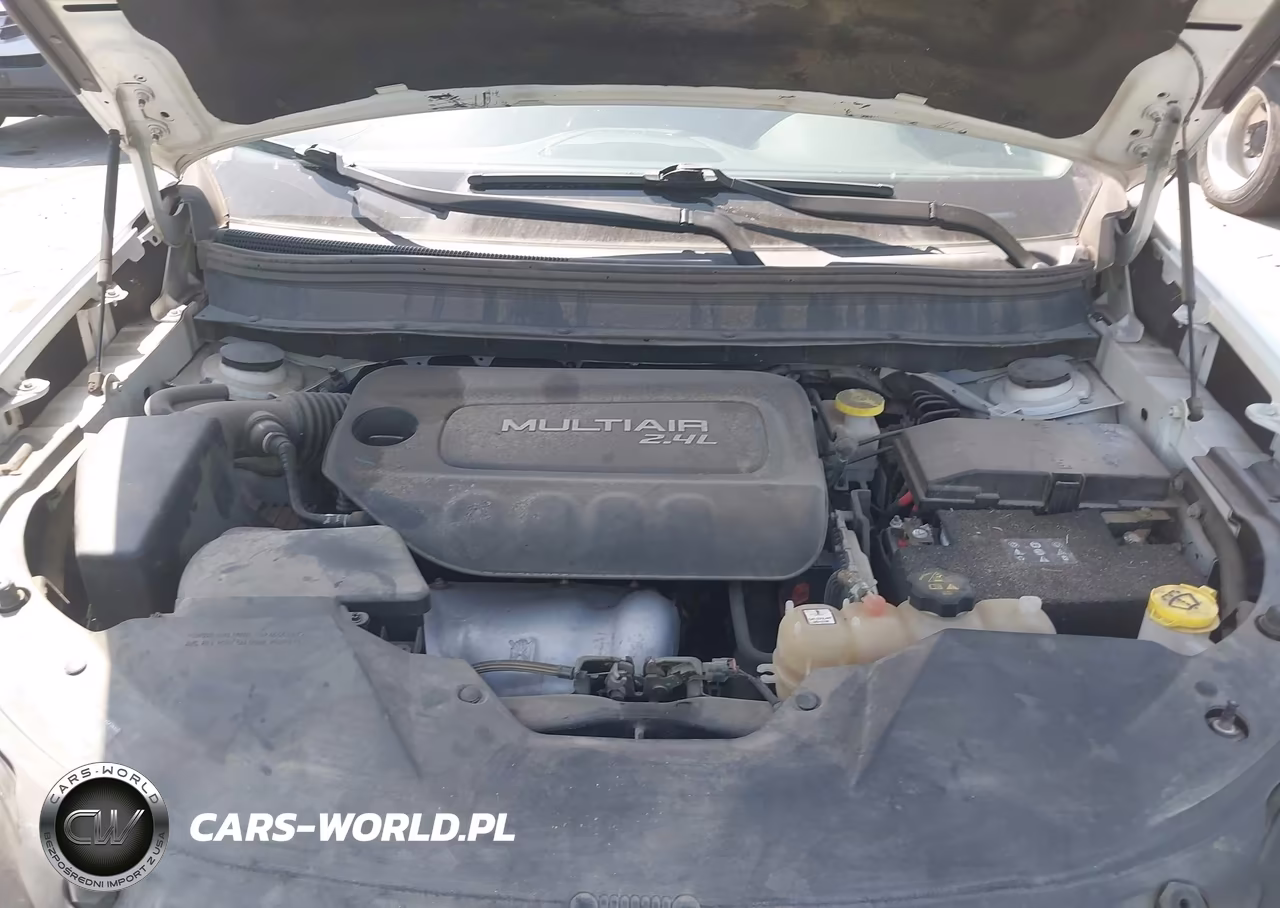 2019 Jeep Cherokee Latitude Plus Fwd VIN:1C4PJLLB6KD204100 - 10