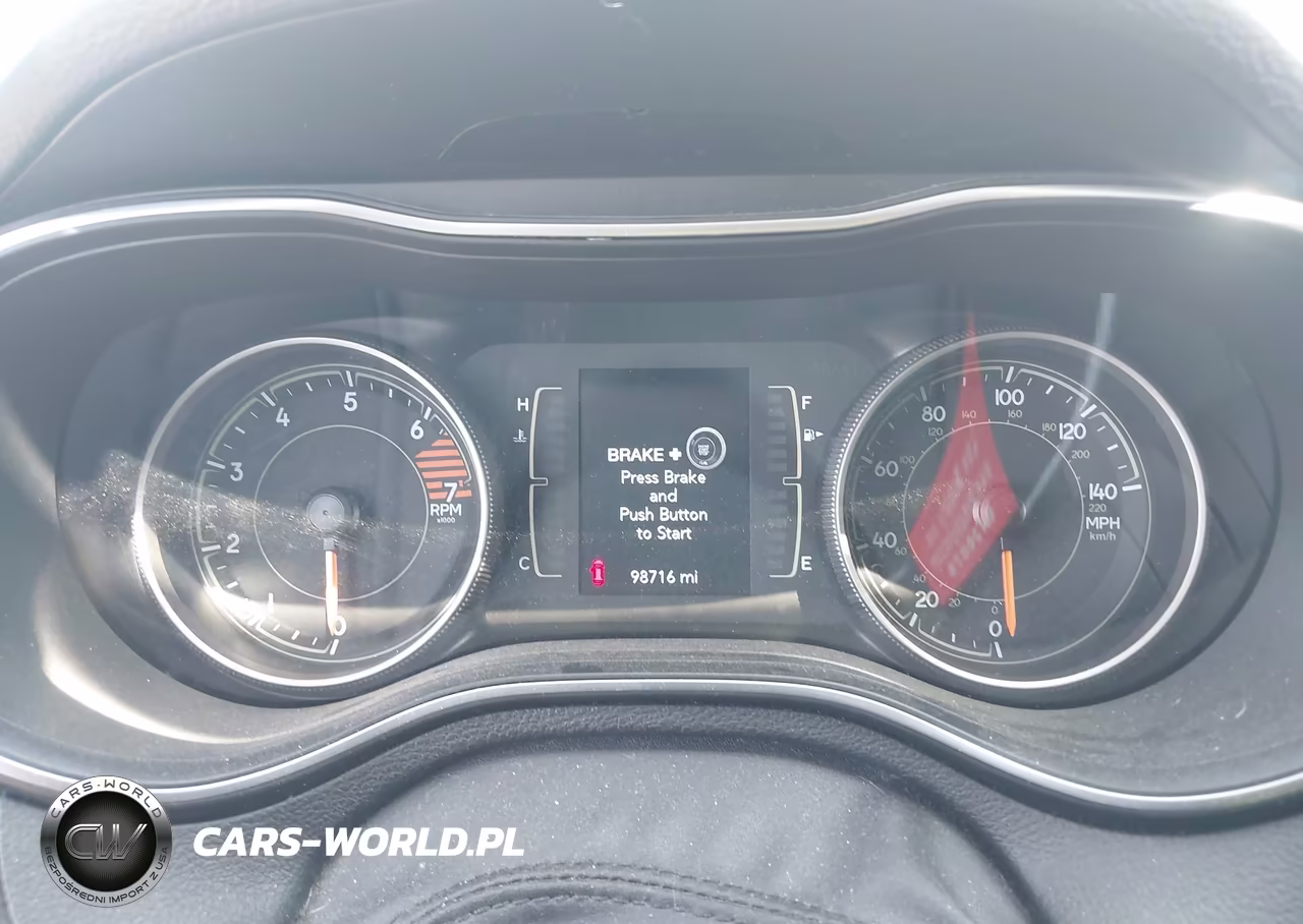 2019 Jeep Cherokee Latitude Plus Fwd VIN:1C4PJLLB6KD204100 - 7