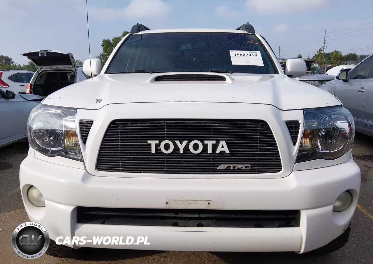 2011 Toyota Tacoma Base V6 VIN:3TMMU4FN3BM028598 - 11