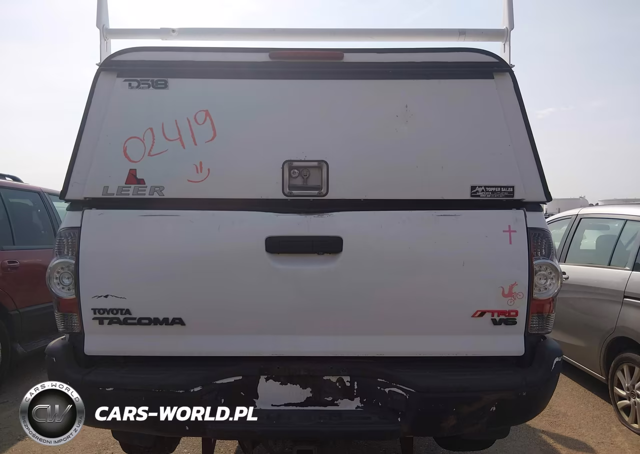 2011 Toyota Tacoma Base V6 VIN:3TMMU4FN3BM028598 - 15