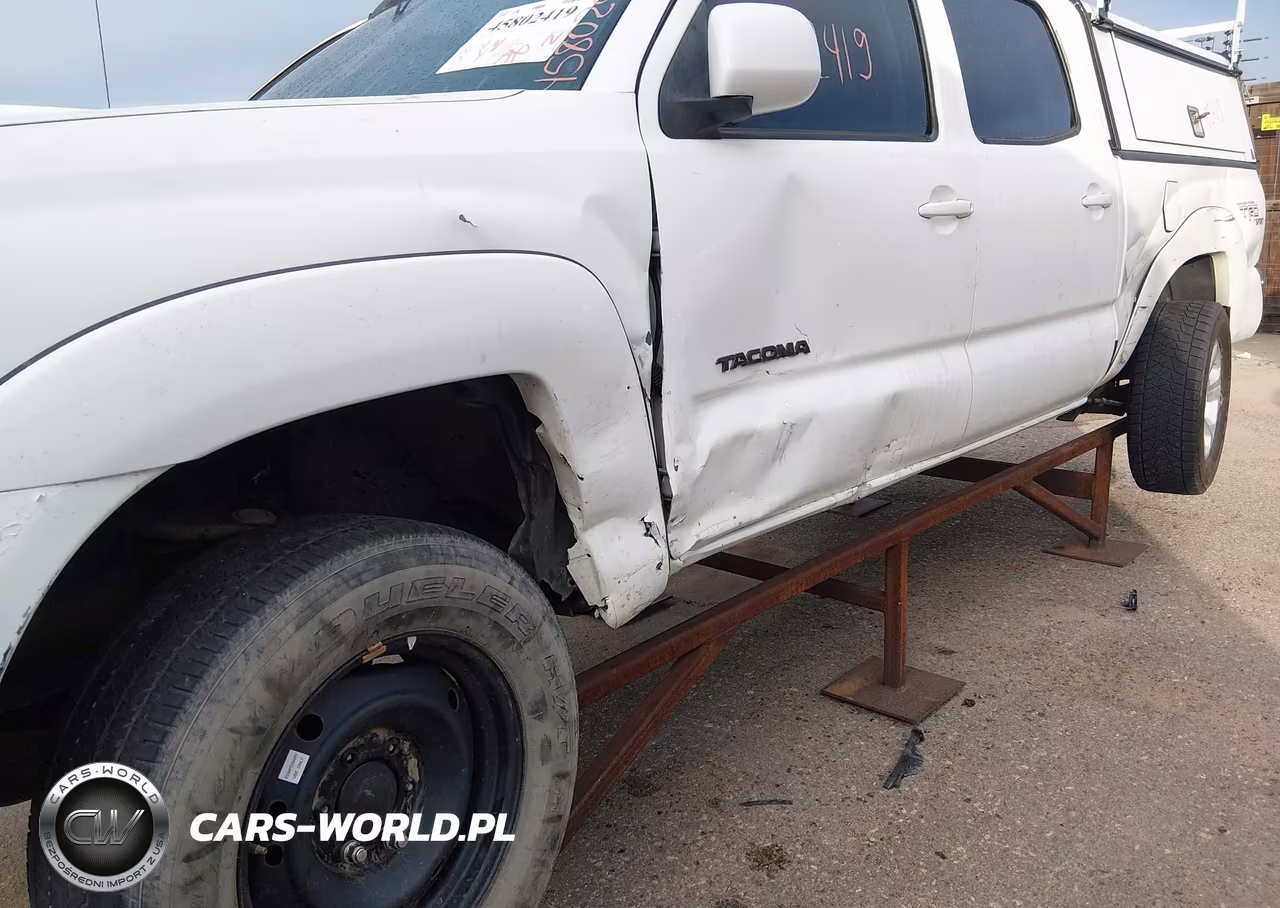 2011 Toyota Tacoma Base V6 VIN:3TMMU4FN3BM028598 - 6
