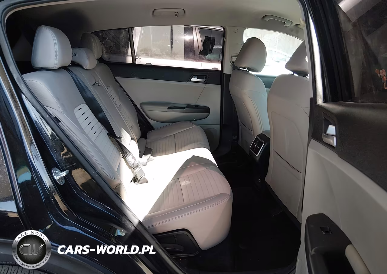 2020 Kia Sportage Lx VIN:KNDPM3AC8L7693408 - 8