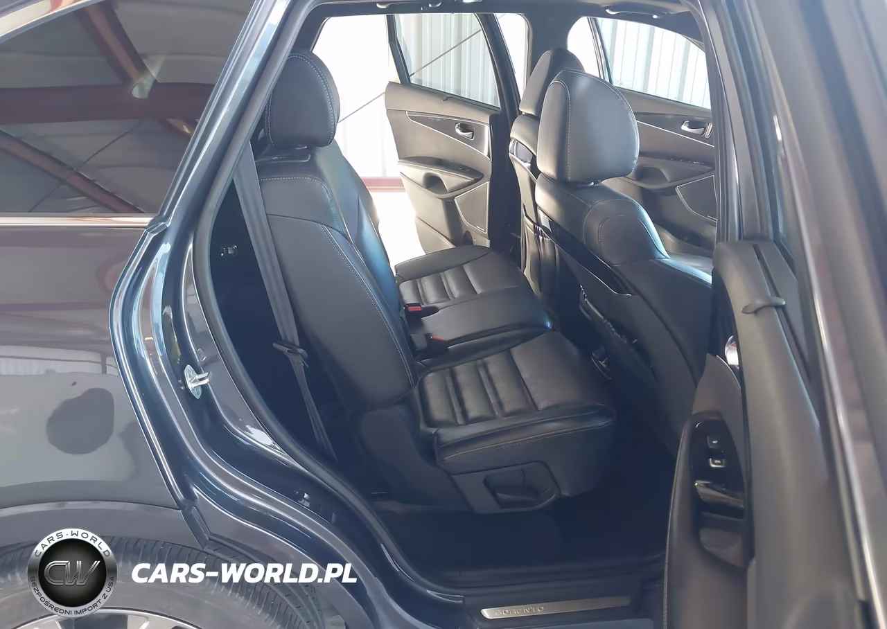 2019 Kia Sorento 3.3L Sxl VIN:5XYPK4A56KG450839 - 8