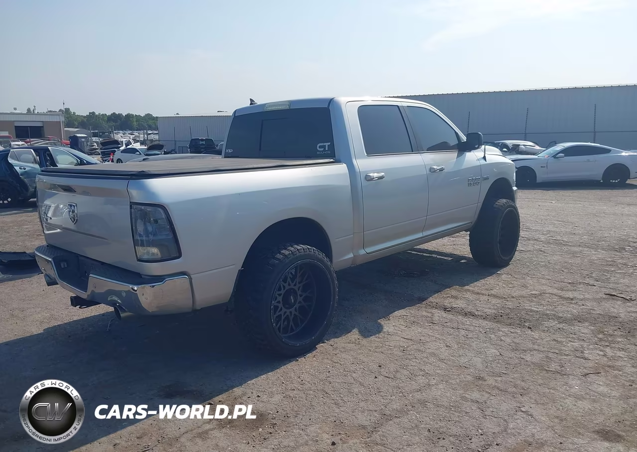 2015 Ram 1500 Lone Star VIN:1C6RR6LT7FS604929 - 4