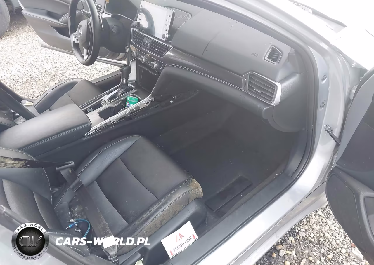 2018 Honda Accord Sport VIN:1HGCV1F32JA029146 - 5