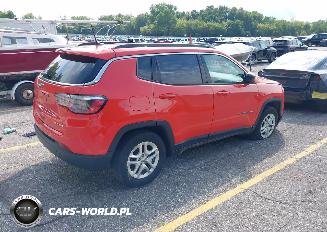 2019 Jeep Compass Sport VIN:3C4NJCAB9KT731259 - 4