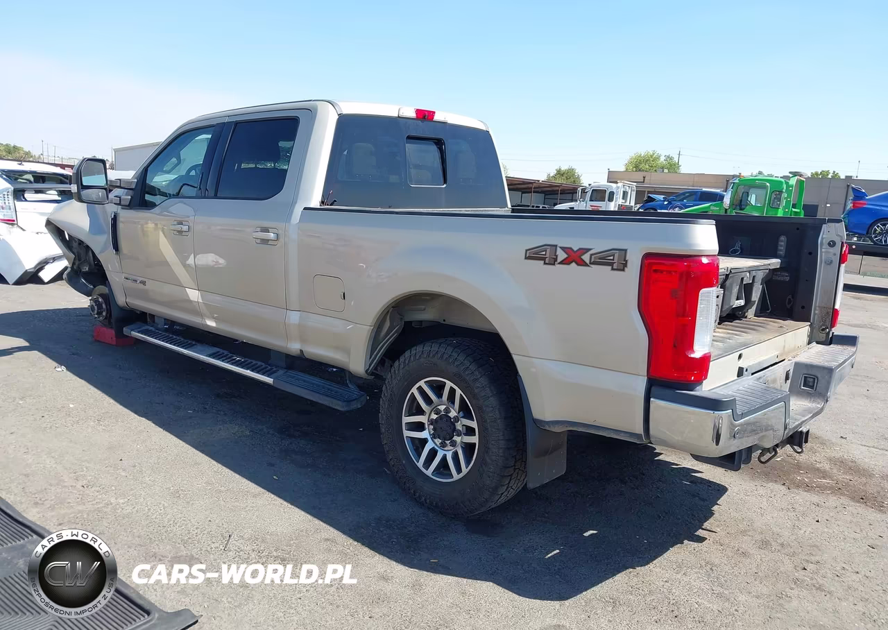 2018 Ford F-250 Lariat VIN:1FT7W2BT1JEB11628 - 3