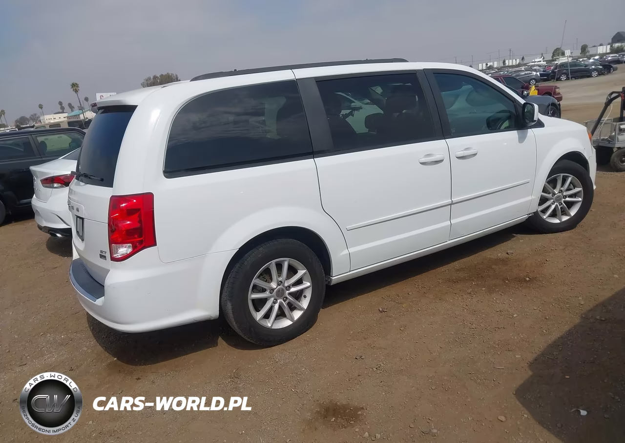 2015 Dodge Grand Caravan Sxt VIN:2C4RDGCG4FR733356 - 4