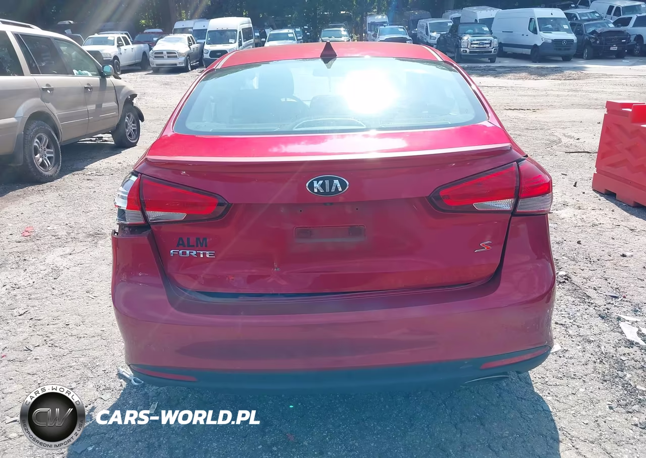 2018 Kia Forte S VIN:3KPFL4A71JE225153 - 16