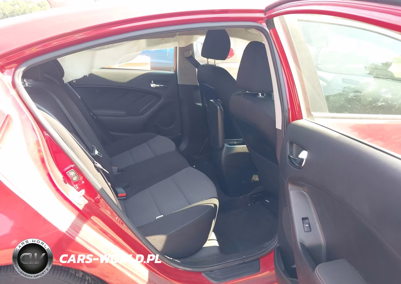 2018 Kia Forte S VIN:3KPFL4A71JE225153 - 8