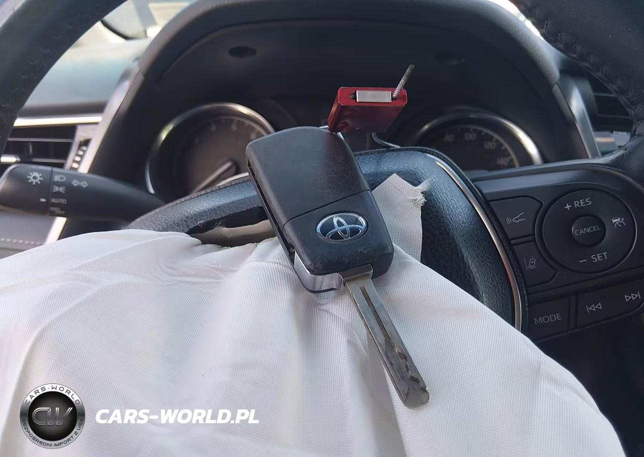 2018 Toyota Camry Se VIN:4T1B11HKXJU620443 - 11