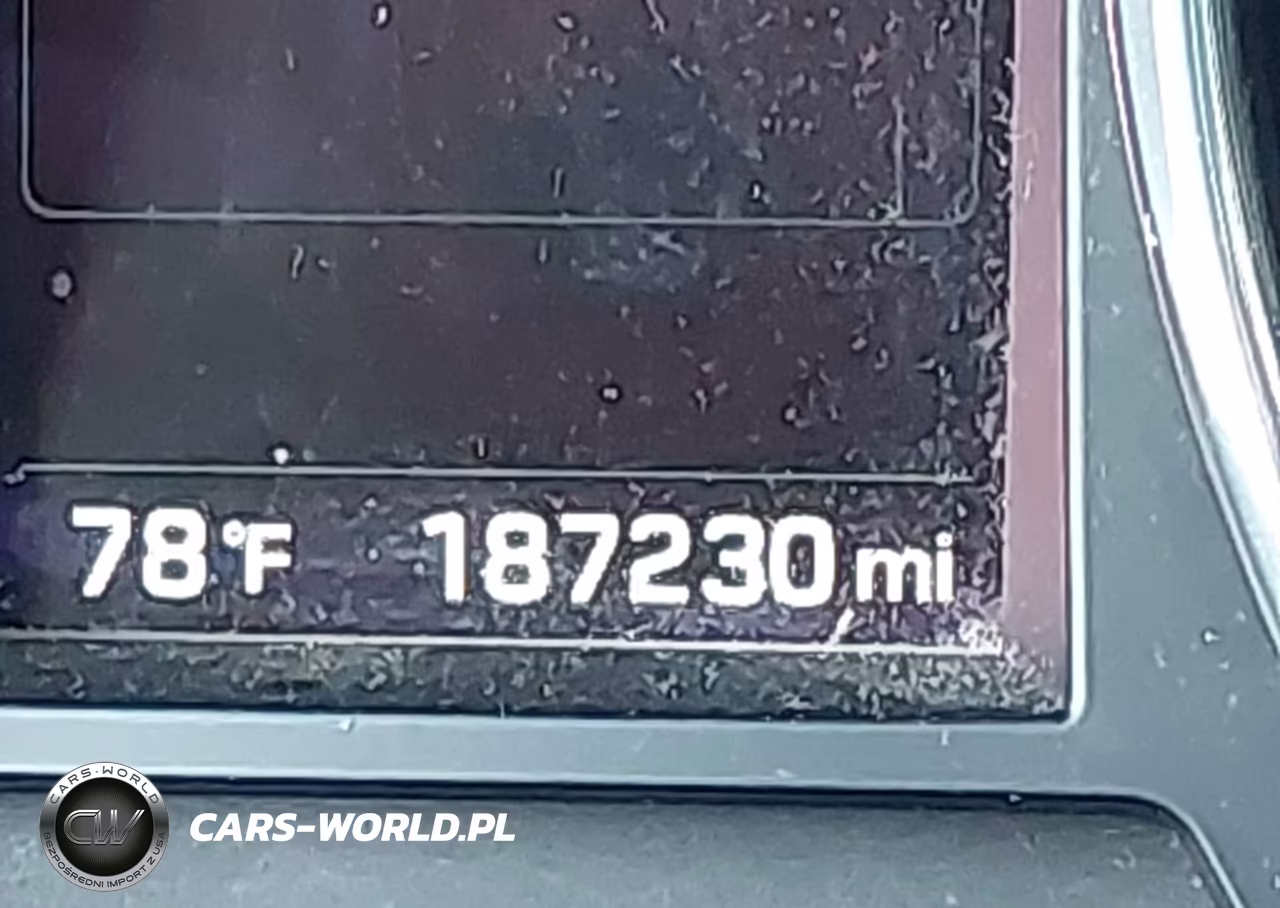 2017 Hyundai Santa Fe Se VIN:KM8SNDHF5HU233821 - 16