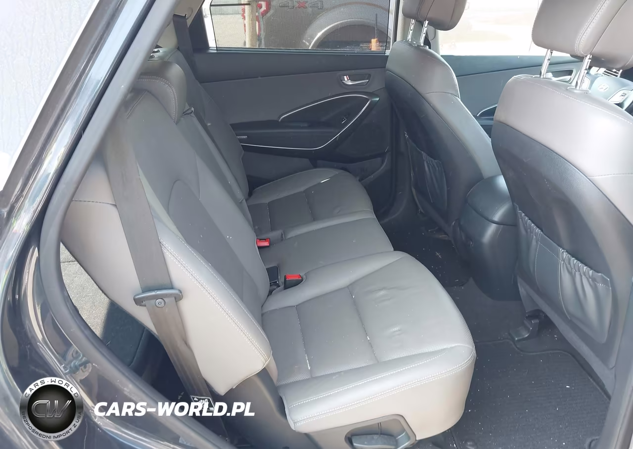 2017 Hyundai Santa Fe Se VIN:KM8SNDHF5HU233821 - 8