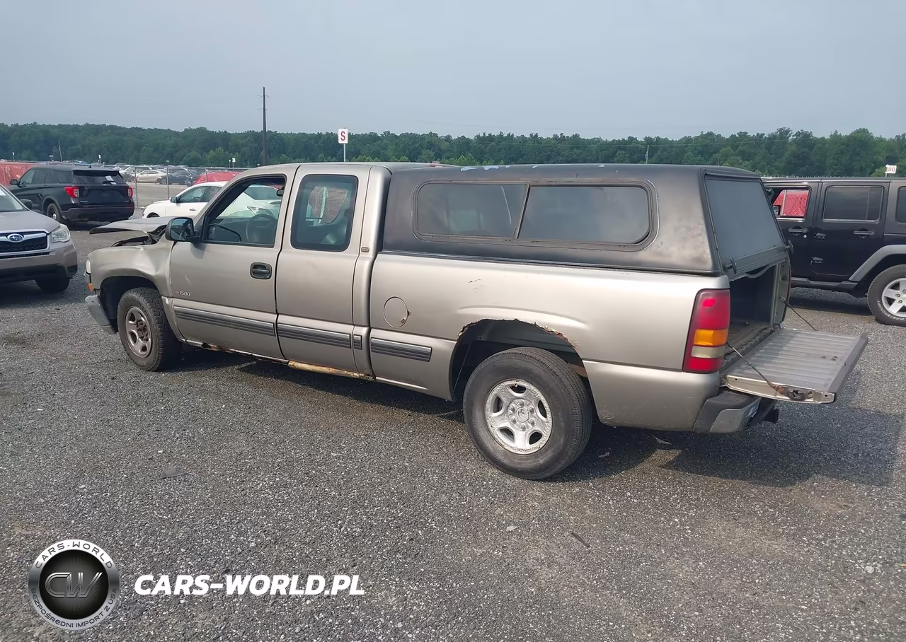 2000 Chevrolet Silverado 1500 VIN:2GCEC19V7Y1376440 - 3