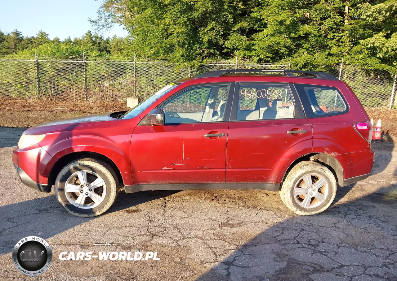 2011 Subaru Forester 2.5X VIN:JF2SHABCXBH718482 - 12
