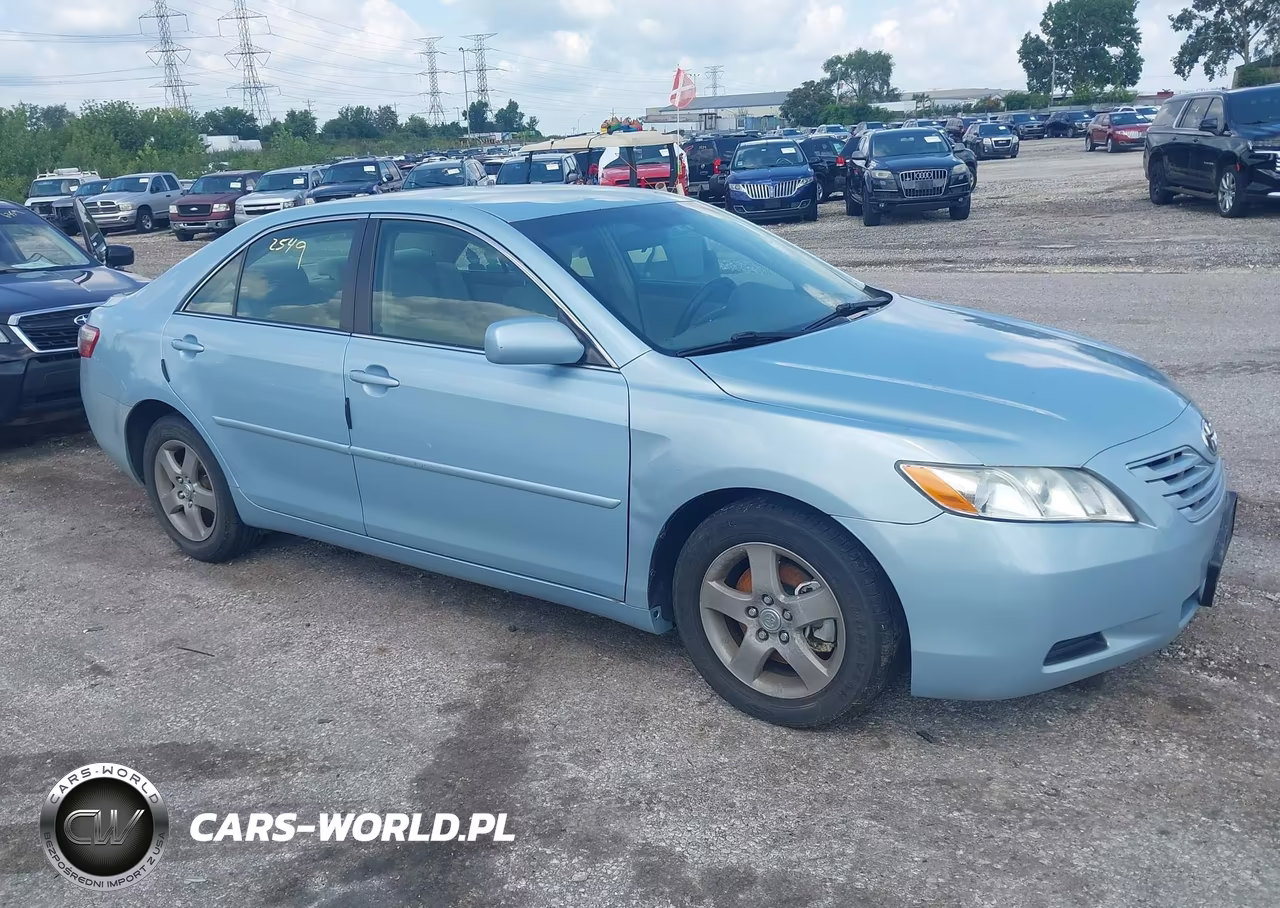 2007 Toyota Camry Le – zdjęcie 1 z 11
