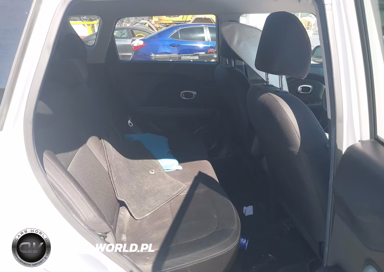 2017 Kia Soul VIN:KNDJN2A20H7886325 - 8