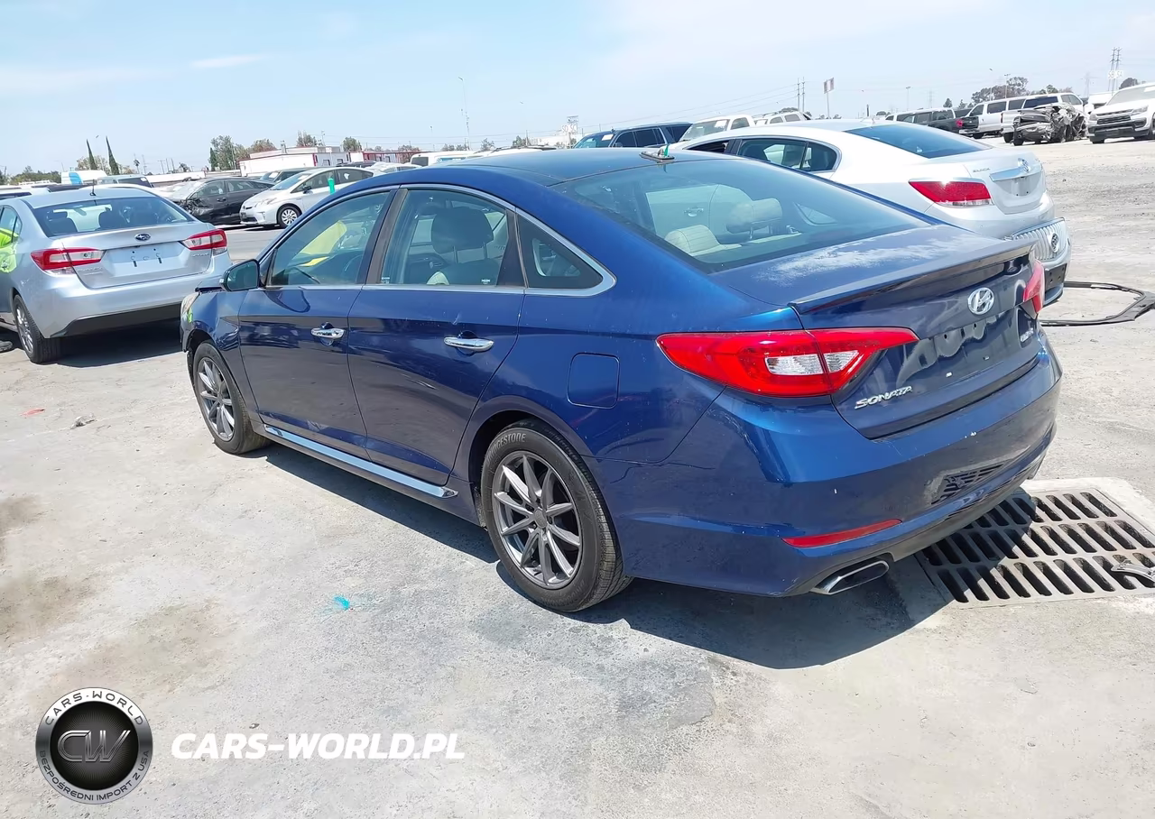 2015 Hyundai Sonata Sport VIN:5NPE34AF3FH079473 - 3