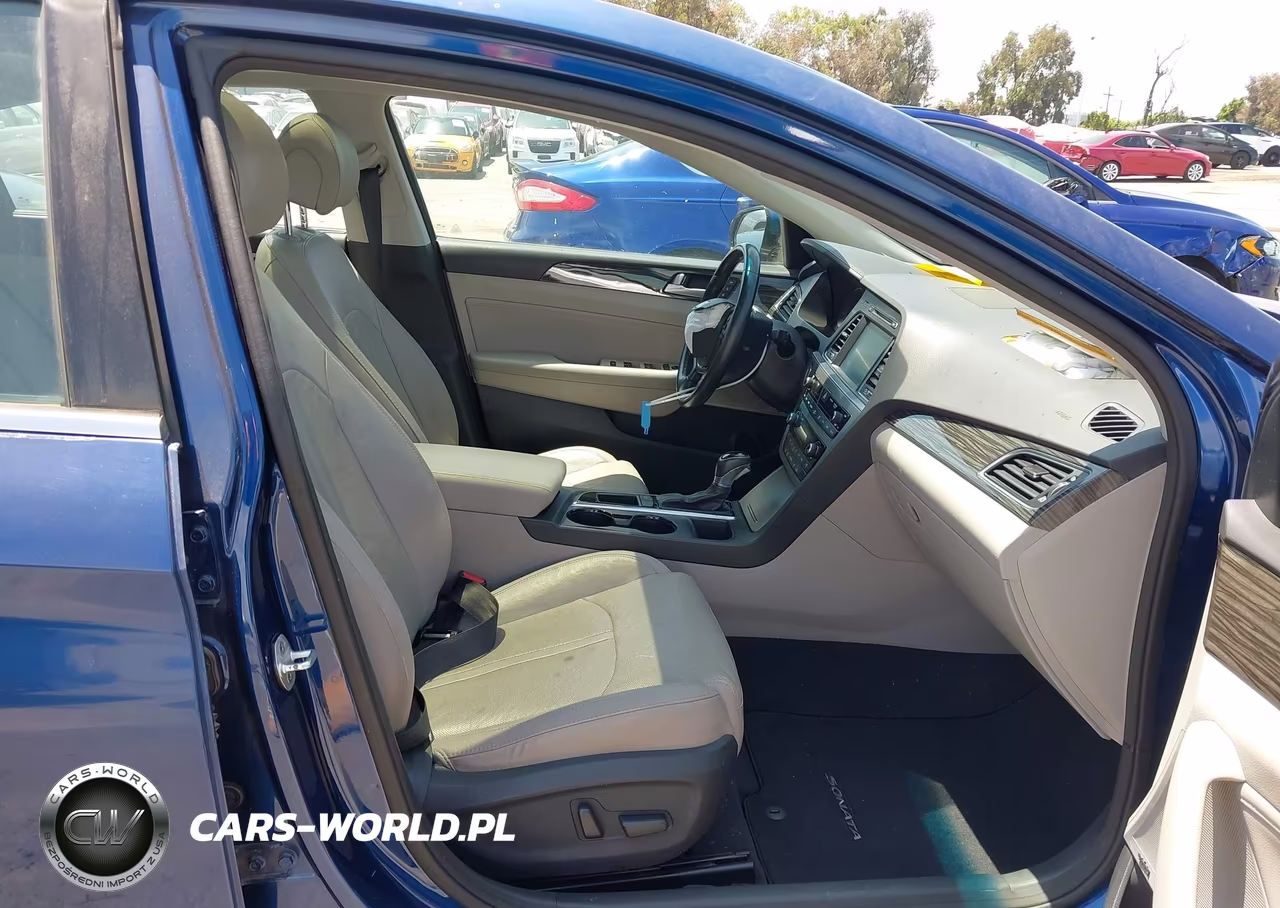 2015 Hyundai Sonata Sport VIN:5NPE34AF3FH079473 - 5