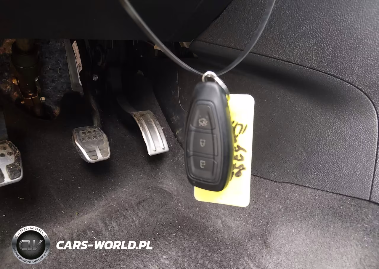 2018 Ford Focus St VIN:1FADP3L93JL319746 - 11
