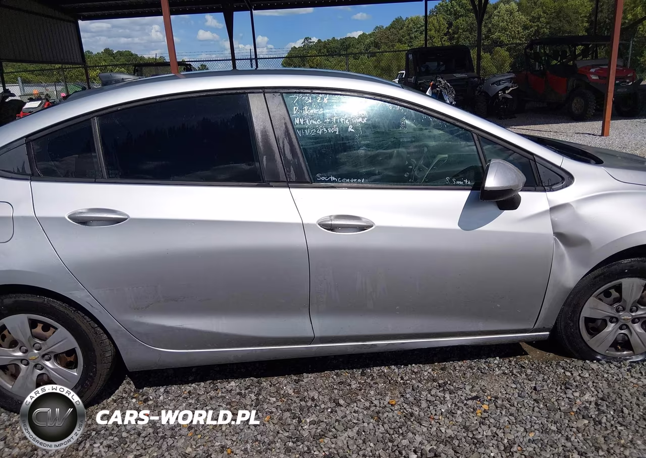 2018 Chevrolet Cruze Ls Auto VIN:1G1BC5SM5J7243804 - 13