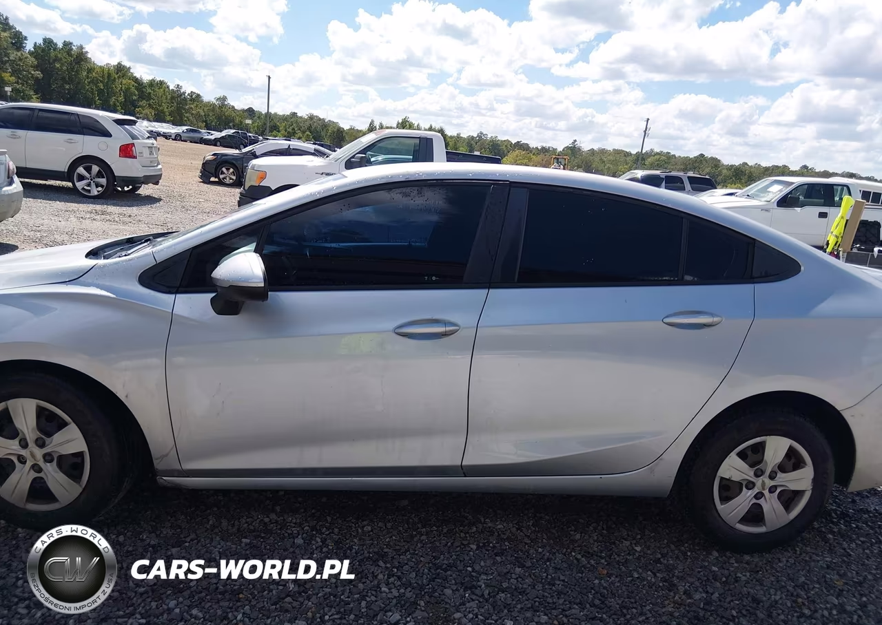 2018 Chevrolet Cruze Ls Auto VIN:1G1BC5SM5J7243804 - 14
