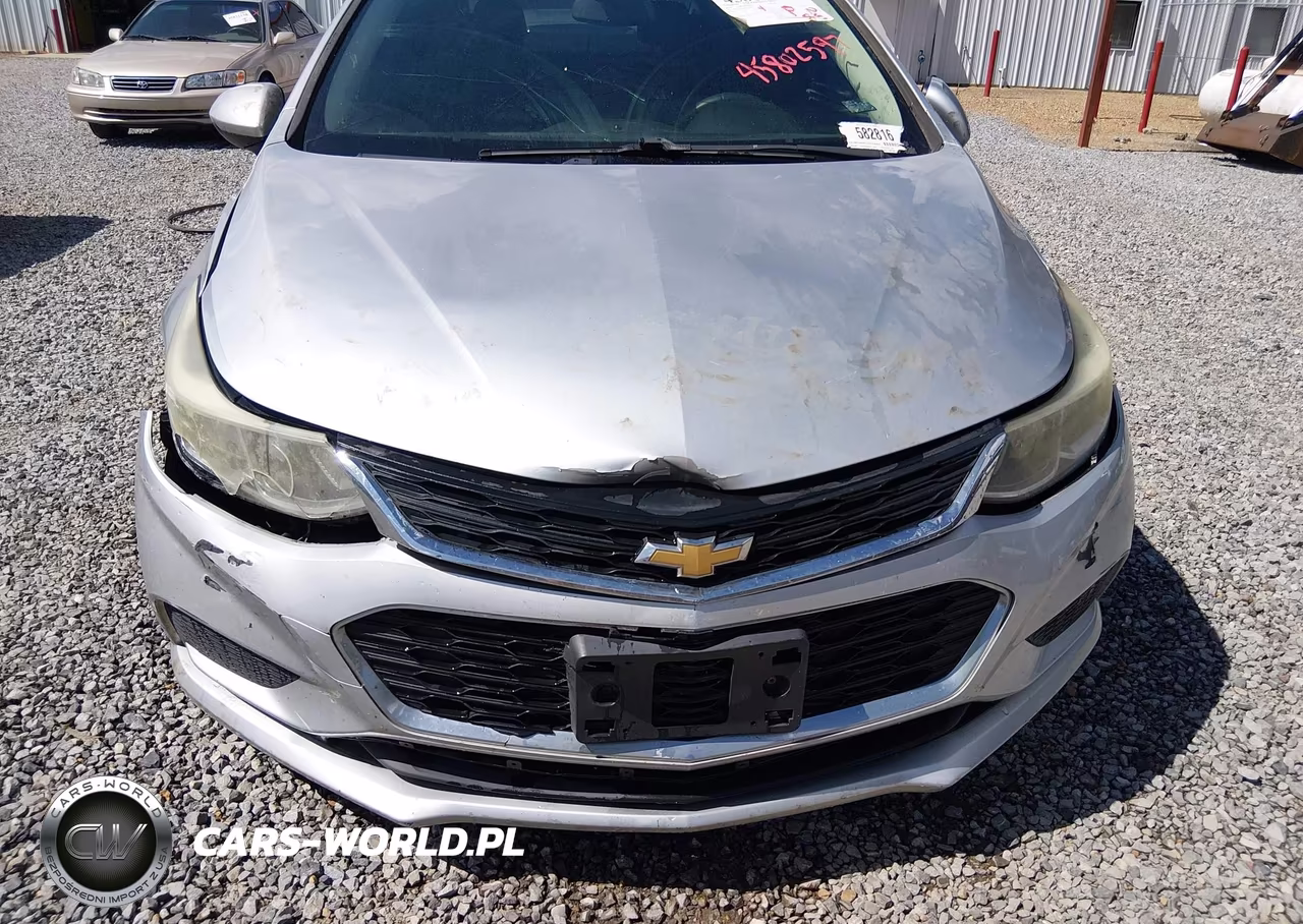 2018 Chevrolet Cruze Ls Auto VIN:1G1BC5SM5J7243804 - 17