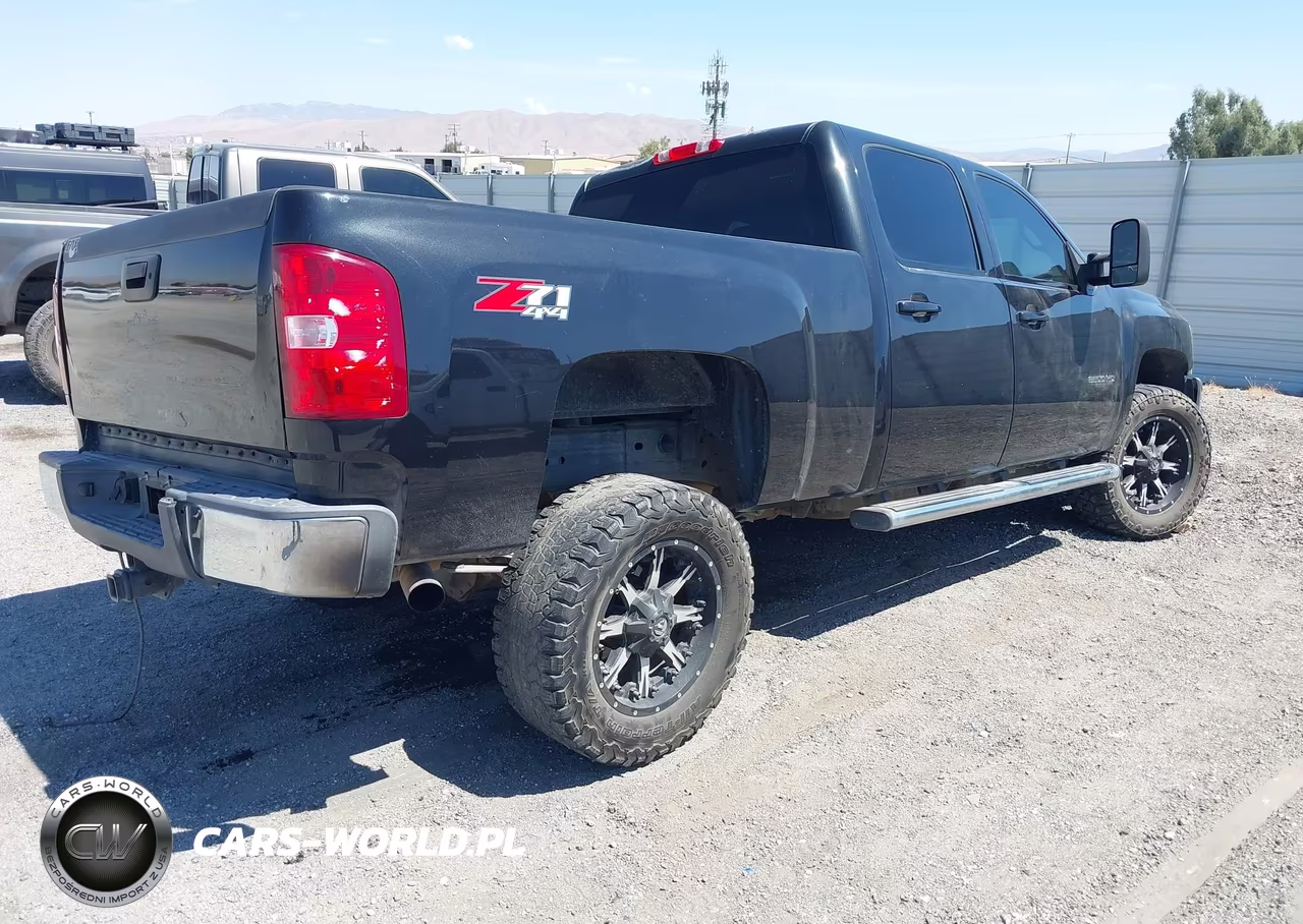 2010 Chevrolet Silverado 2500Hd Ltz VIN:1GC4KYBG8AF137206 - 4