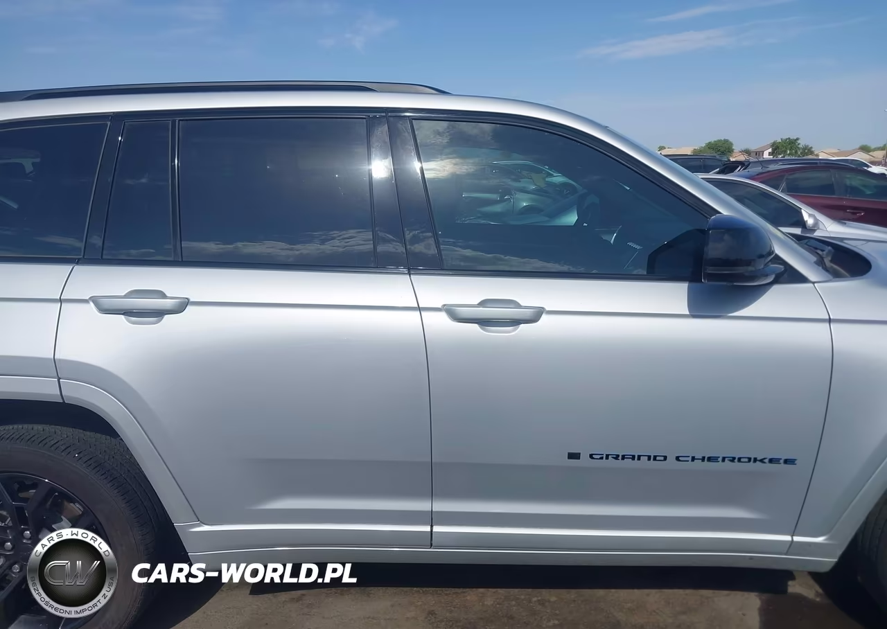 2024 Jeep Grand Cherokee 4Xe Anniversary Edition VIN:1C4RJYB65R8505437 - 14