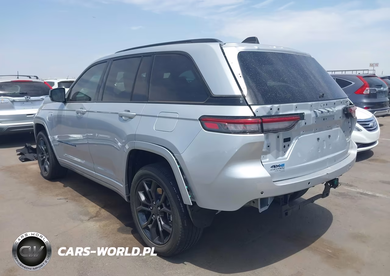 2024 Jeep Grand Cherokee 4Xe Anniversary Edition VIN:1C4RJYB65R8505437 - 3