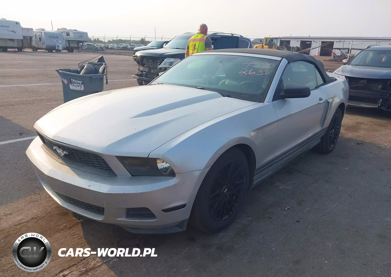 2010 Ford Mustang V6-V6 Premium VIN:1ZVBP8ENXA5165093 - 2