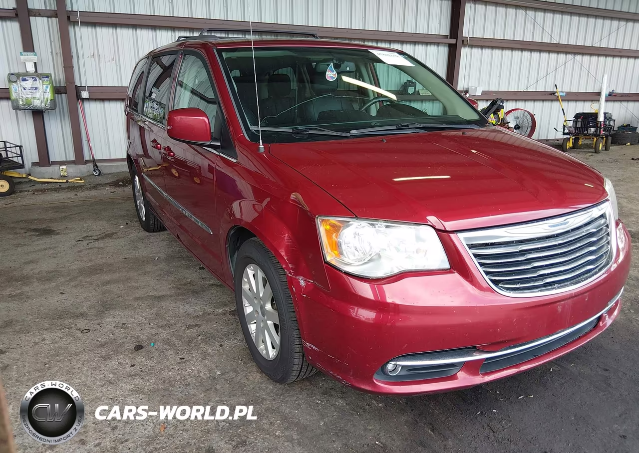 2016 Chrysler Town & Country Touring – zdjęcie 1 z 16