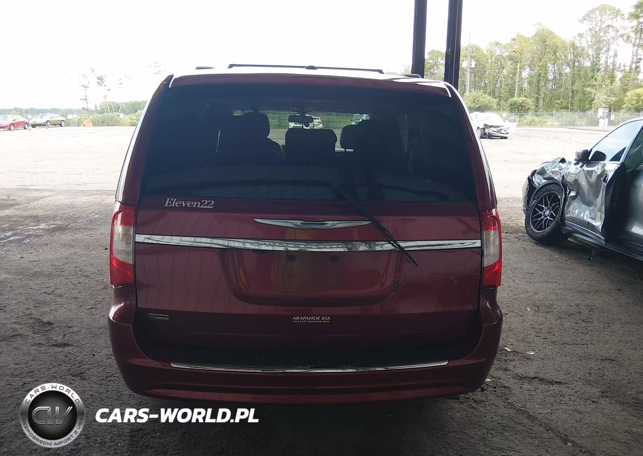 2016 Chrysler Town & Country Touring VIN:2C4RC1BG4GR229893 - 16