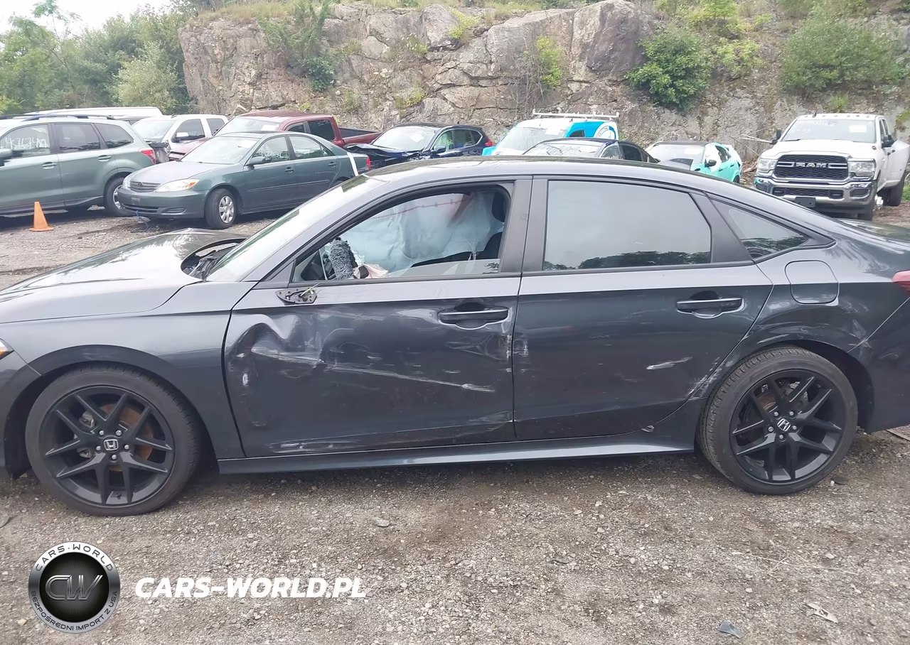 2025 Honda Civic Sport VIN:2HGFE2F55SH541698 - 15