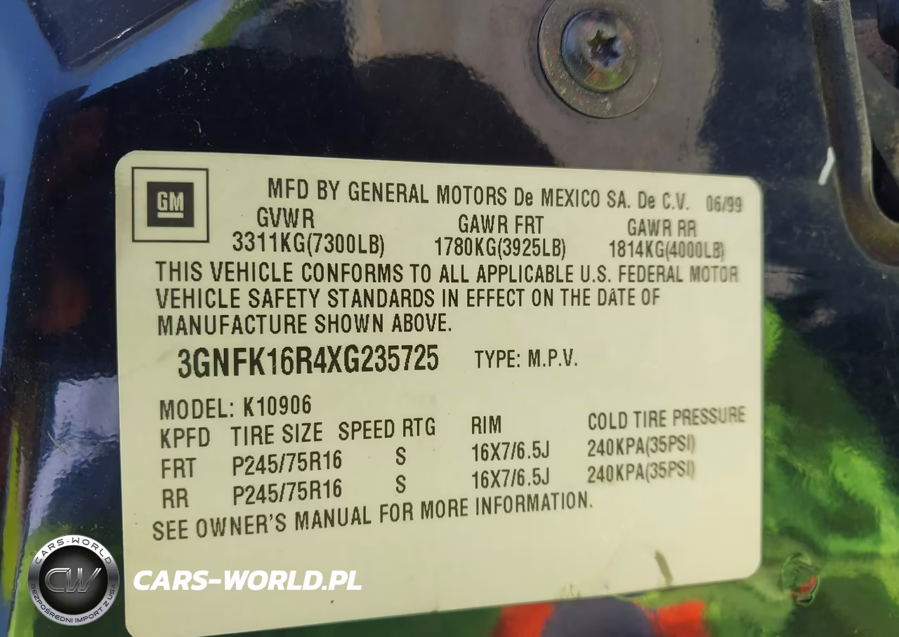 1999 Chevrolet Suburban Lt VIN:3GNFK16R4XG235725 - 9