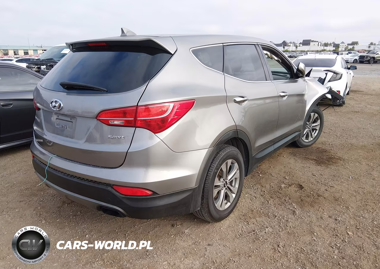 2016 Hyundai Santa Fe Sport 2.4L VIN:5XYZT3LB8GG326520 - 4