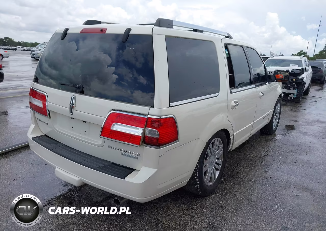 2008 Lincoln Navigator VIN:5LMFU27558LJ15174 - 4