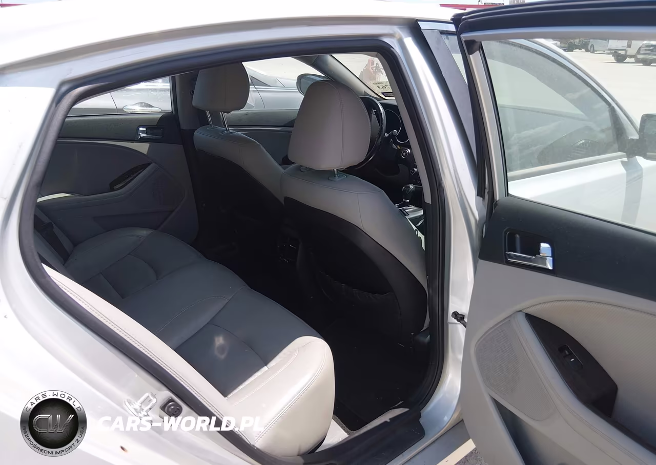 2012 Kia Optima Ex VIN:5XXGN4A73CG029126 - 8