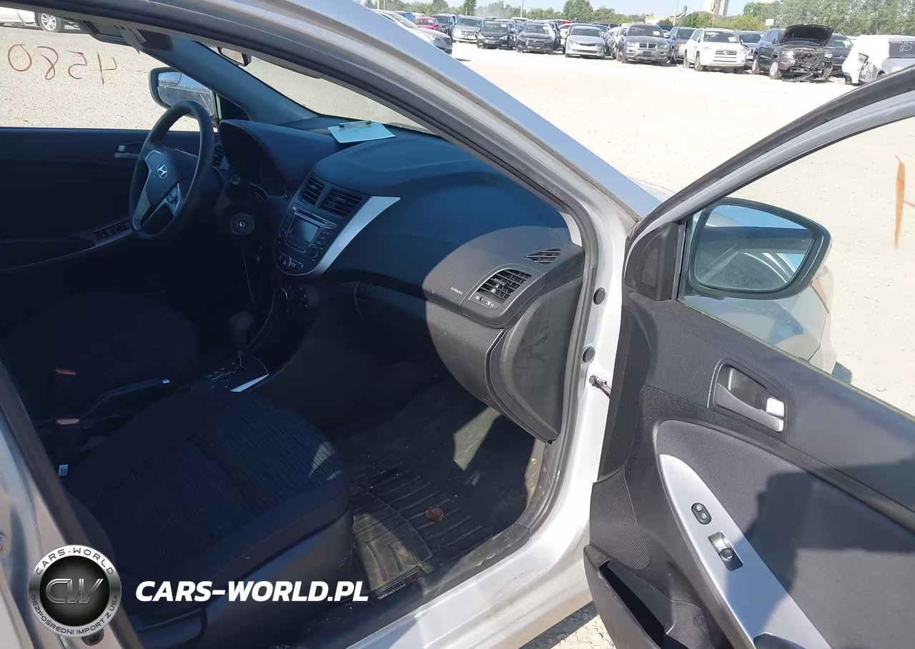 2015 Hyundai Accent Gs VIN:KMHCT5AE2FU226954 - 5