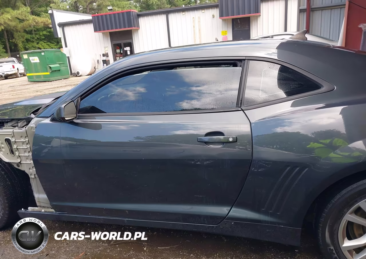 2015 Chevrolet Camaro 2Ls VIN:2G1FB1E33F9217014 - 14