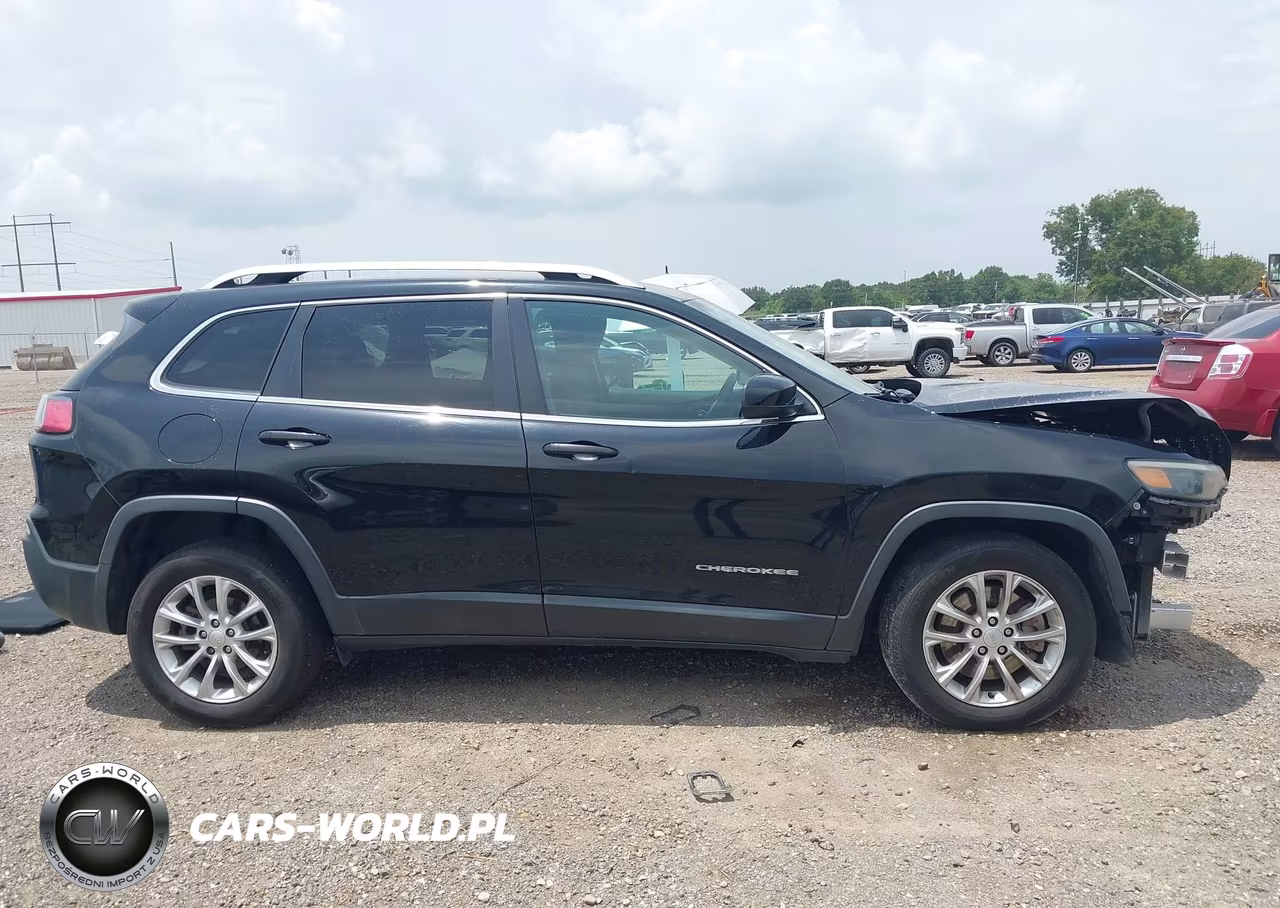 2019 Jeep Cherokee Latitude Fwd VIN:1C4PJLCB2KD175789 - 14