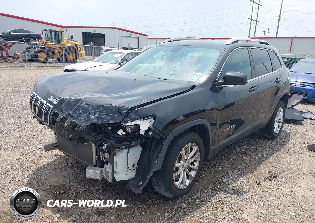 2019 Jeep Cherokee Latitude Fwd VIN:1C4PJLCB2KD175789 - 2